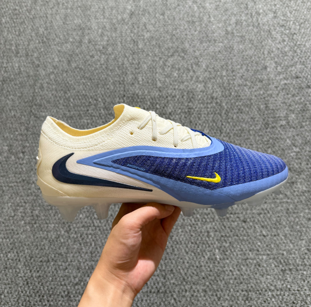 Men’s blue & white boots