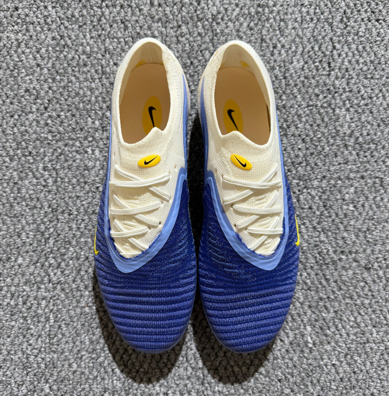 Men’s blue & white boots